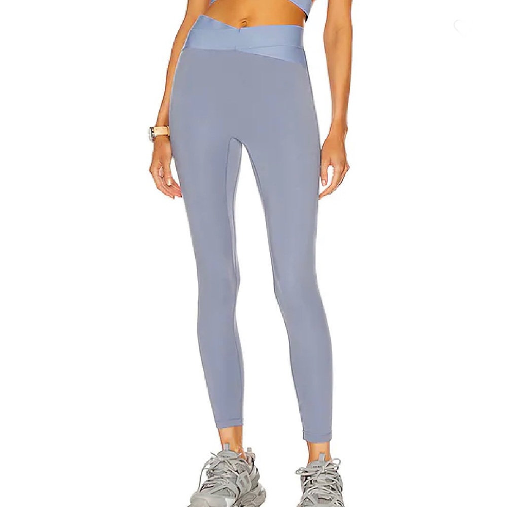 Le Ore Corso Crossover Legging in Steel Blue & Sky Blue XXS